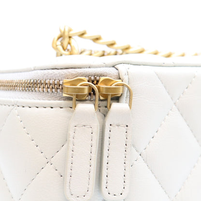 CHANEL シャネル AP3301 ライトブルー ラム G金具 カメリアボールチェーン バニティショルダーバッグ ショルダーバッグ