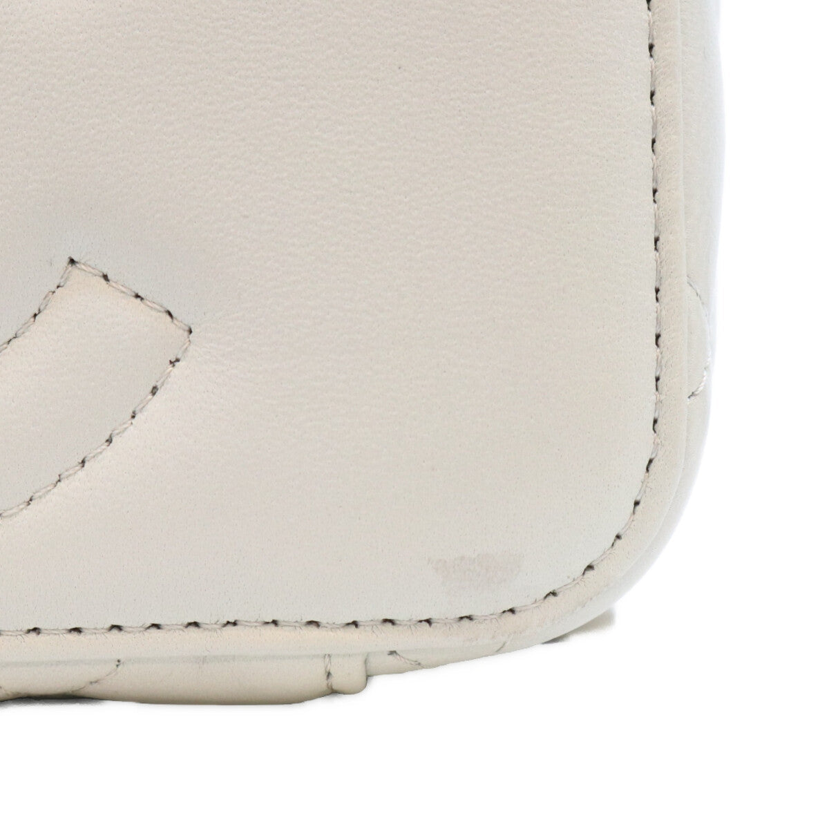 CHANEL シャネル AP3301 ライトブルー ラム G金具 カメリアボールチェーン バニティショルダーバッグ ショルダーバッグ