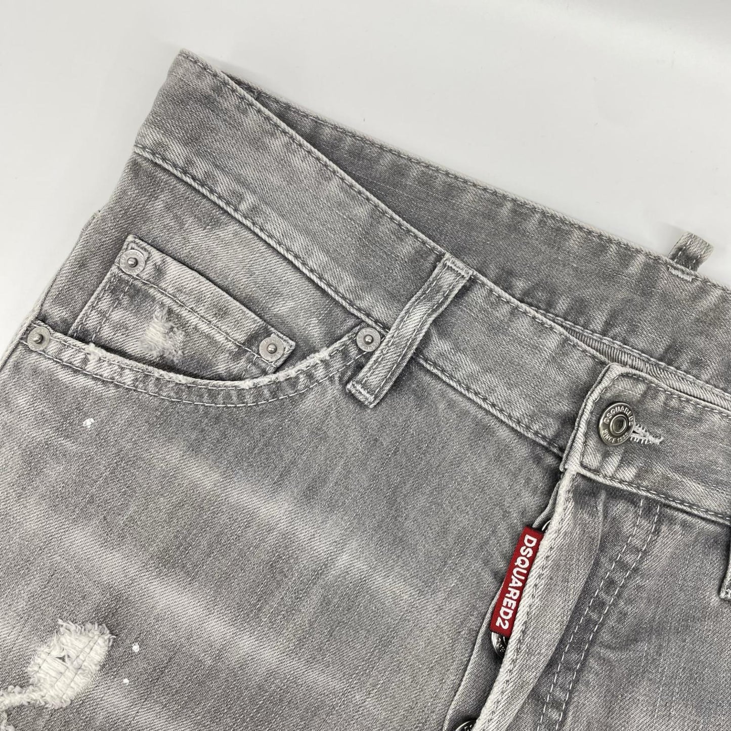 DSQUARED2 ディースクエアード グレー ボタンフライ ダメージ加工 バックプリント デニムパンツ ボトムス