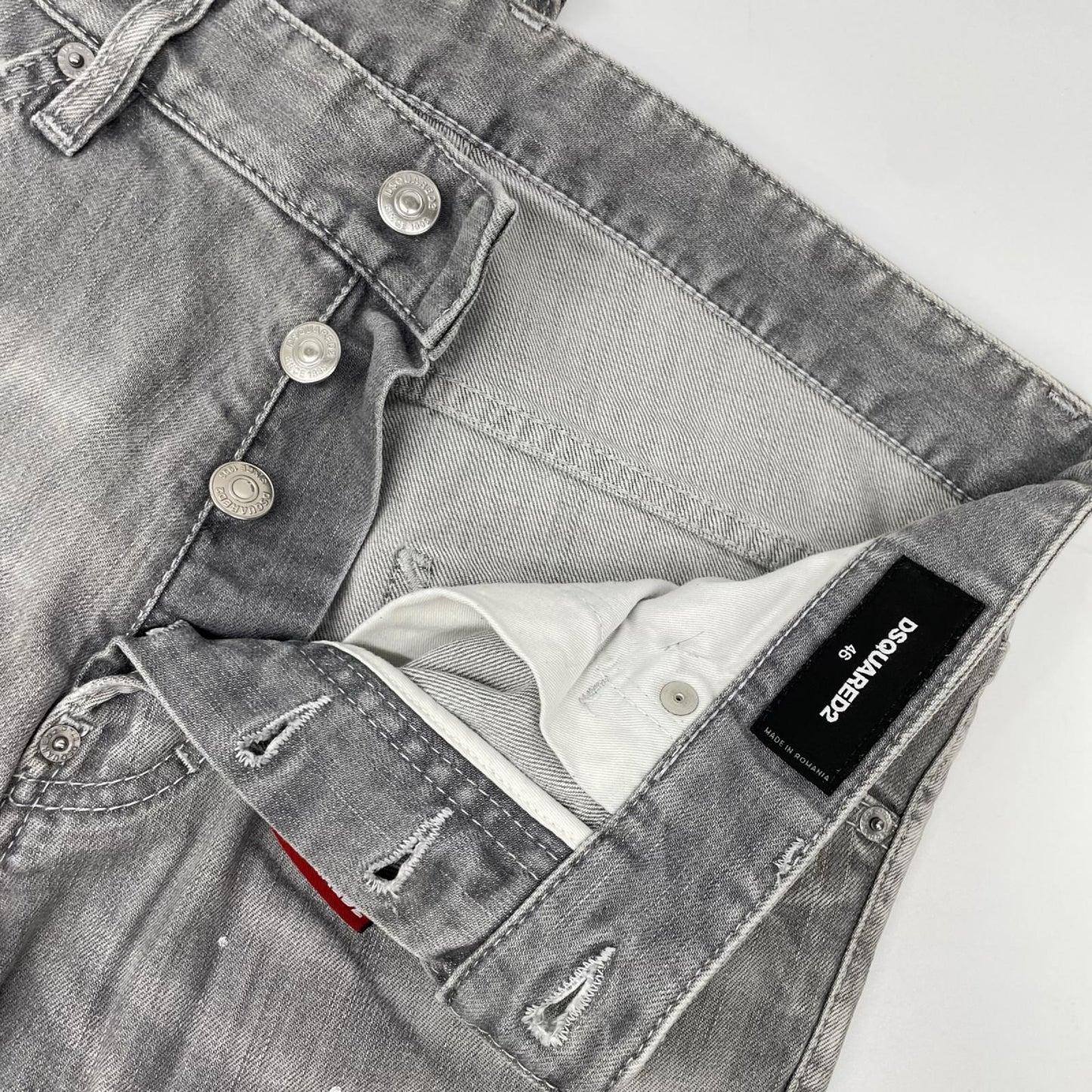 DSQUARED2 ディースクエアード グレー ボタンフライ ダメージ加工 バックプリント デニムパンツ ボトムス