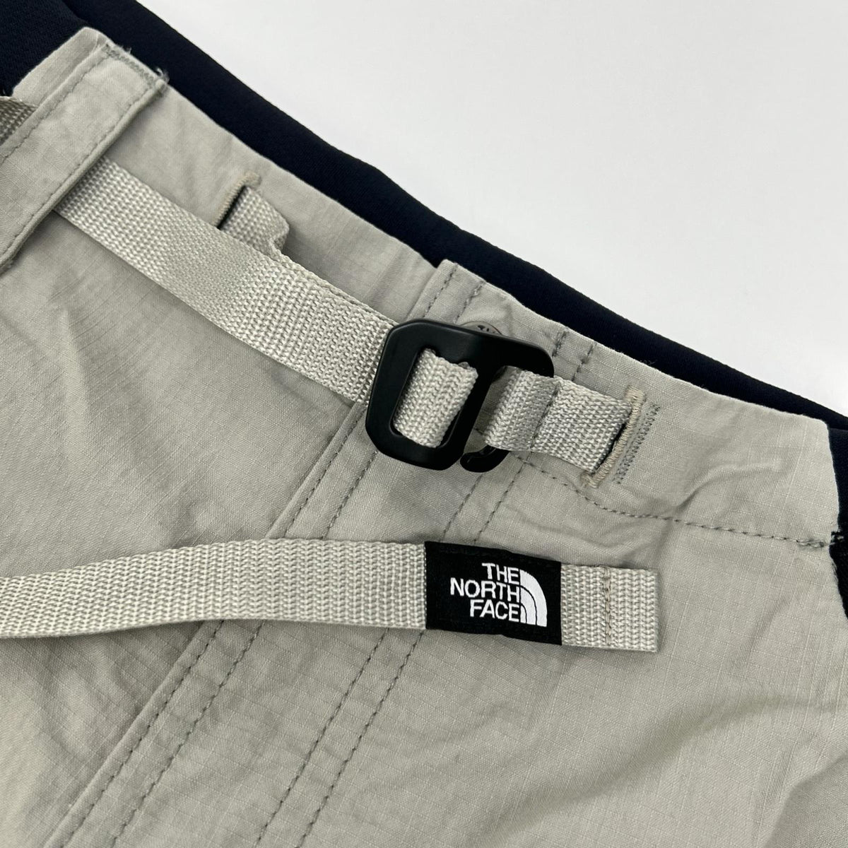 THE NORTH FACE ノースフェイス 25年製 NB82561 ベージュ×ブラック ジップフライ エンライドパンツ ボトムス