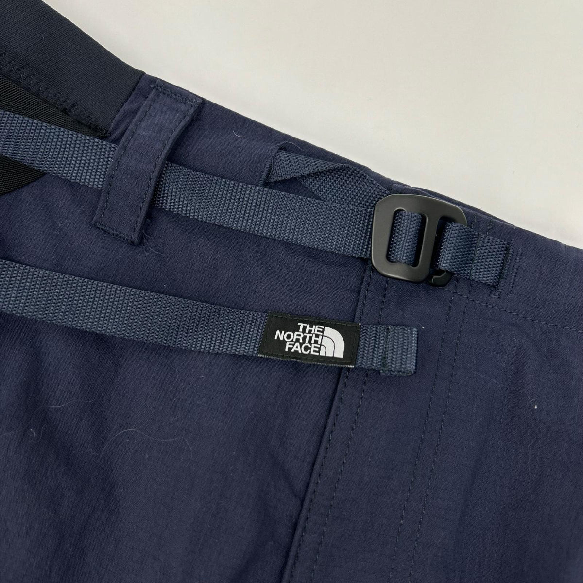 THE NORTH FACE ノースフェイス 25年製 NB82561 ネイビー×ブラック ジップフライ エンライドパンツ ボトムス