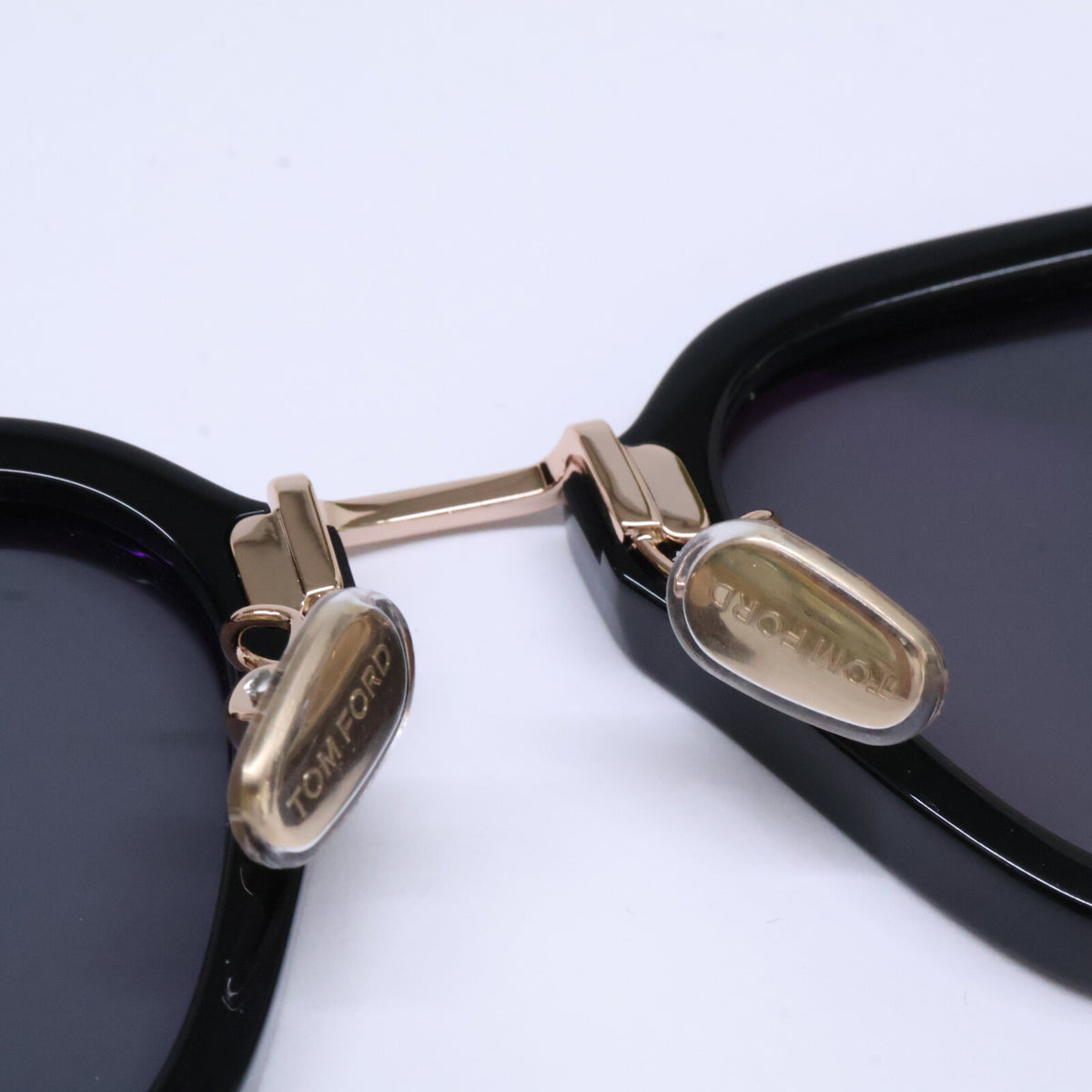 TOM FORD トムフォード FT1394-D/S 01A ブラック×ゴールド ウェリントンシェイプ コンビネーションサングラス サングラス
