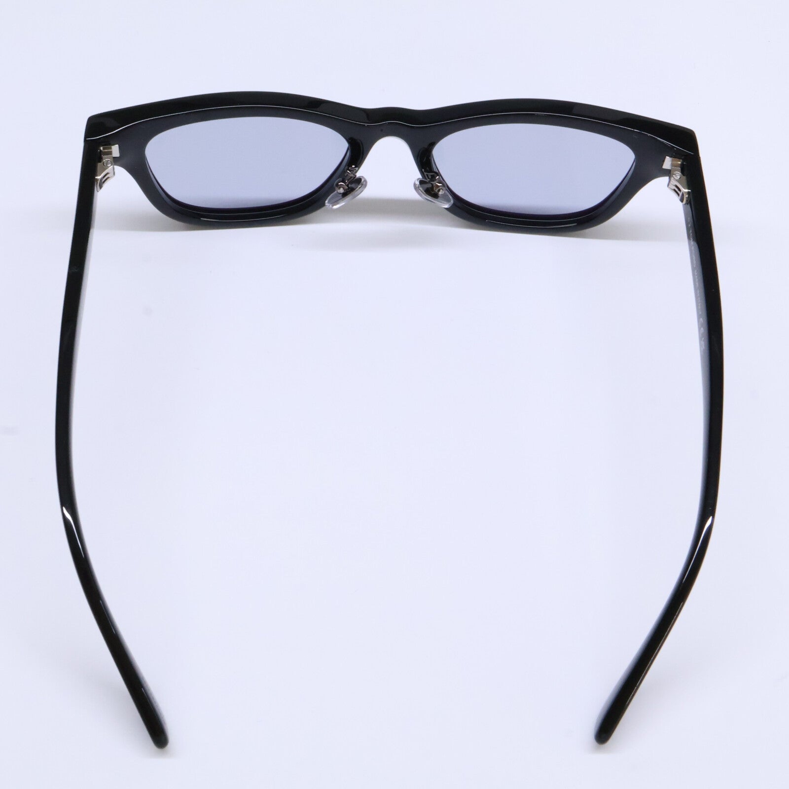TOM FORD トムフォード FT1353-D-N/S 01A ブラック ライトグレーレンズ クラシックウェリントンシェイプサングラス サングラス