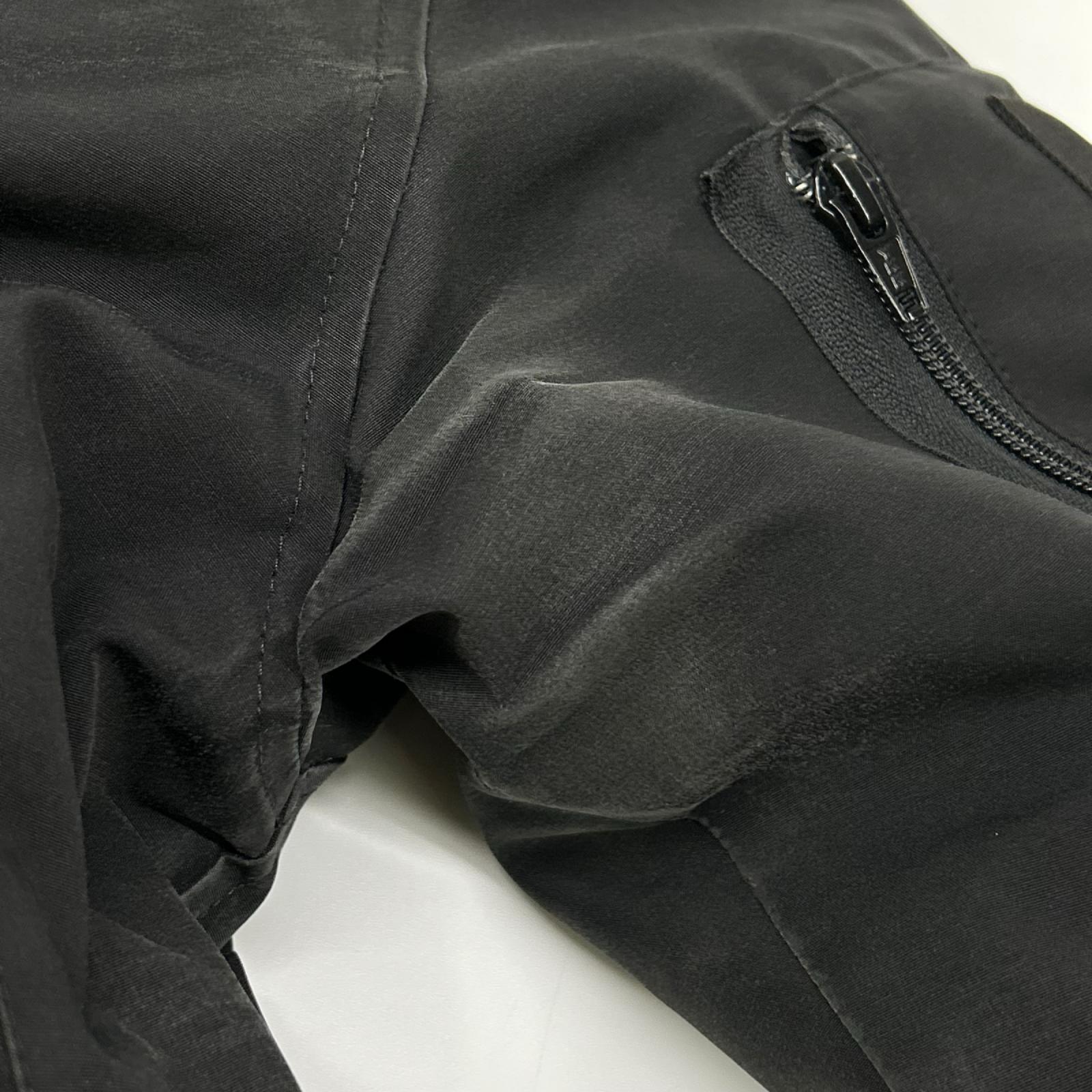 CANADA GOOSE カナダグース 国内正規 7967JL LABRADOR BOMBER/ラブラドールボンバー ブラック コヨーテファーフーデッドダウンジャケット ジャケット