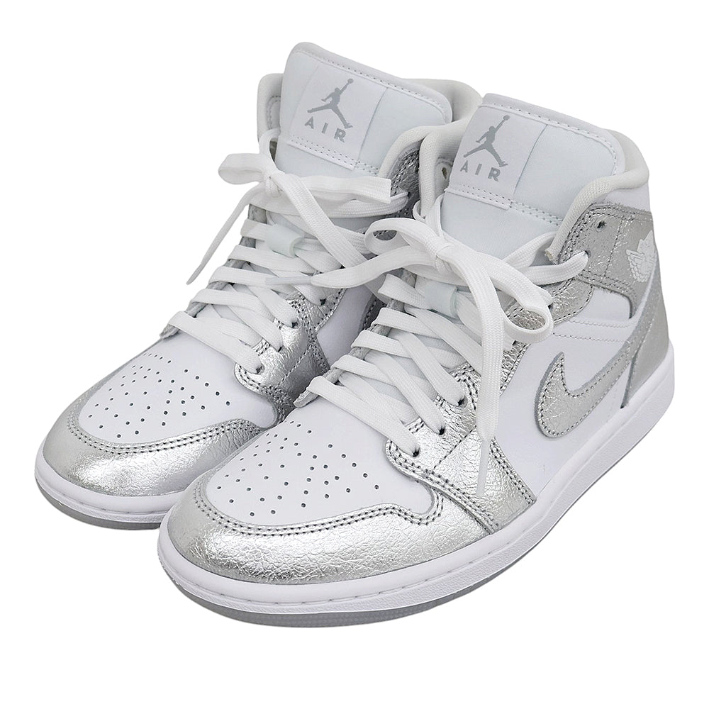 NIKE ナイキ 新品同様 エアジョーダン 1 MID SE ハイカット スニーカー シューズ レディース シルバー×ホワイト 24cm FN5031-100 シューズ