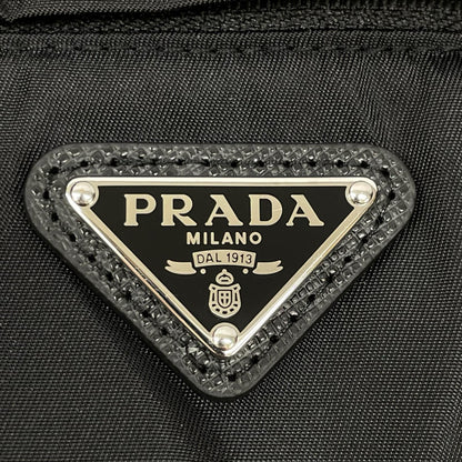 PRADA プラダ 26SS UJN661 SWMO ブラック トライアングルプレート ボックスシルエット Re-Nylon xジャージー Tシャツ トップス
