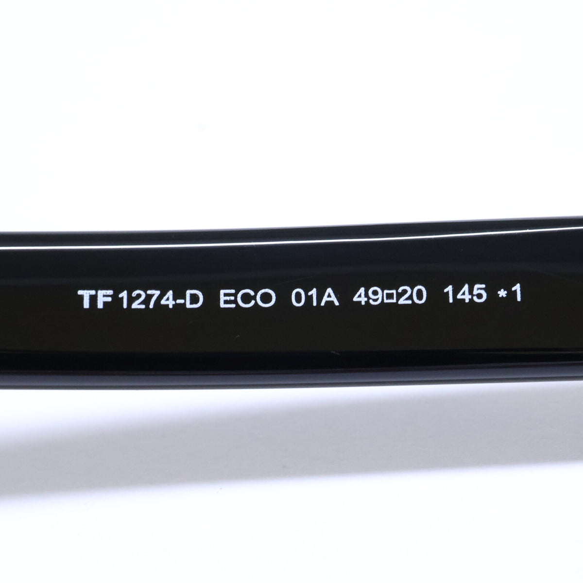 TOM FORD トムフォード 【美品】TF1274-D ECO 01A ライトブルーレンズ ウェリントンシェイプ サングラス