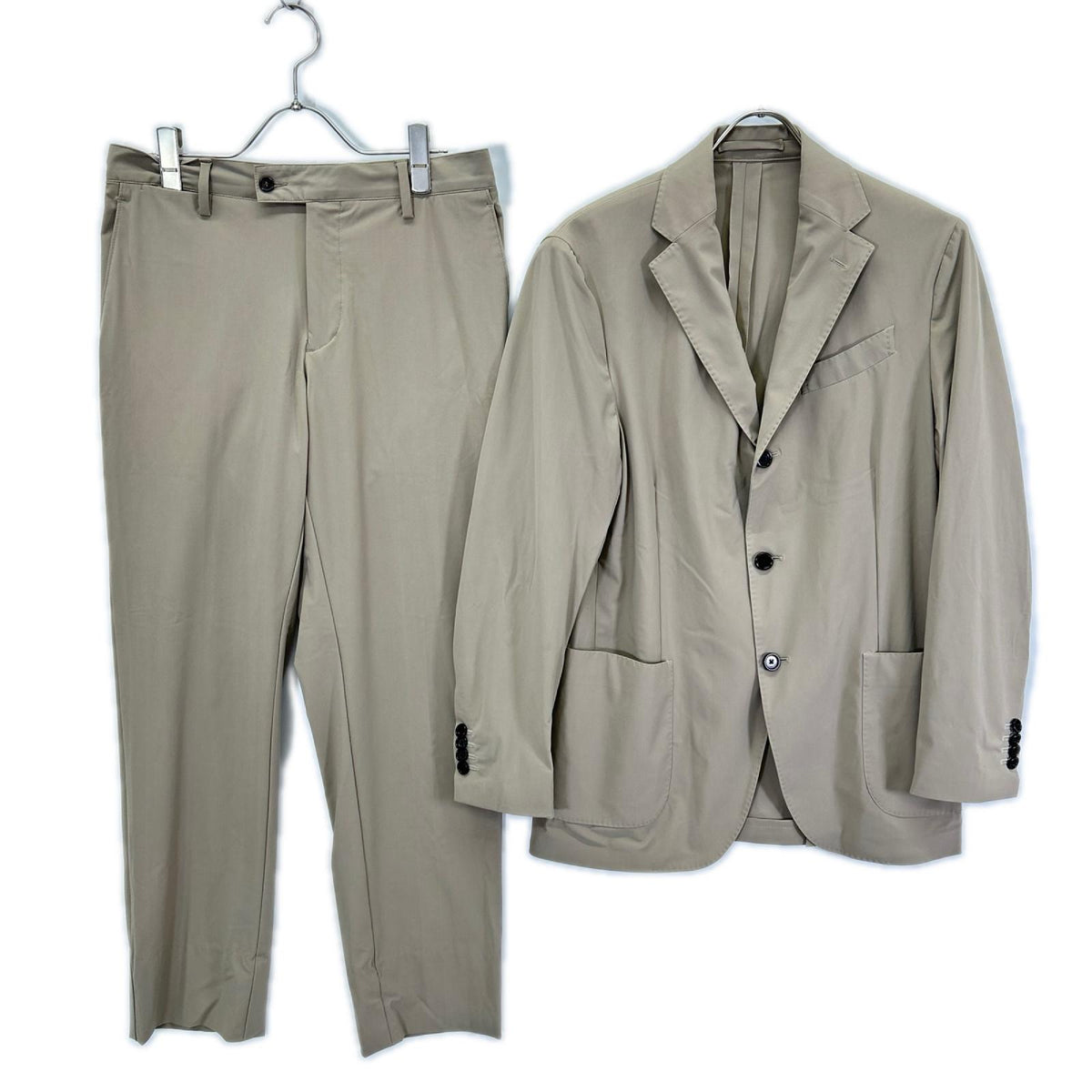 LARDINI ラルディーニ JY031AQ ベージュ ナイロン ストレッチ 3Bシングルジャケット/パンツ 2Pスーツセットアップ スーツ セットアップ