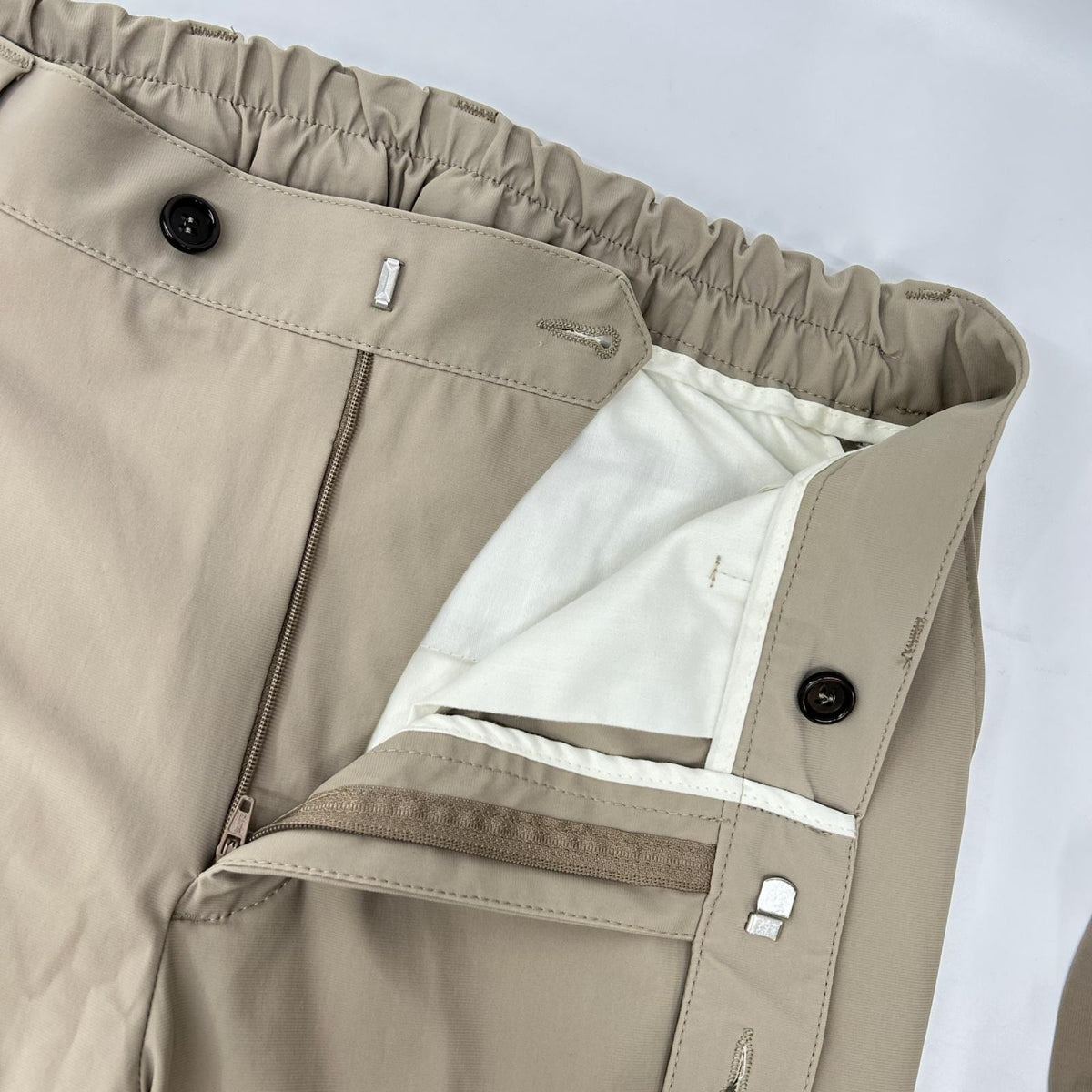 LARDINI ラルディーニ JY031AQ ベージュ ナイロン ストレッチ 3Bシングルジャケット/パンツ 2Pスーツセットアップ スーツ セットアップ