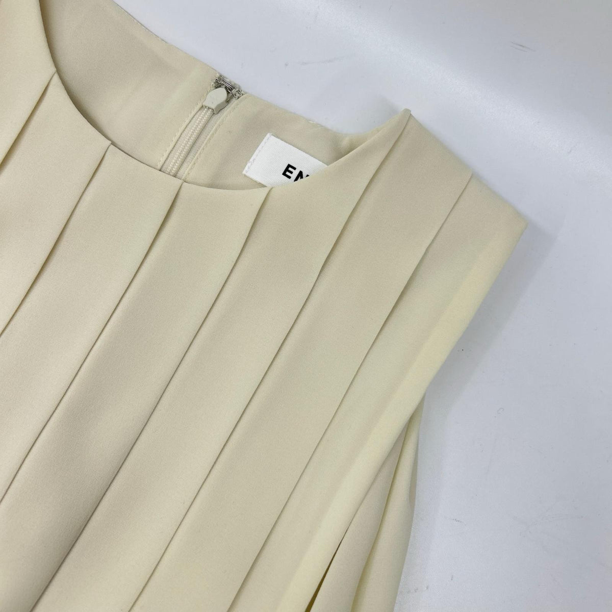 ENFOLD エンフォルド 25SS 300IS230-2161 アイボリー ポリエステル PLEATS VEST/プリーツベスト ベスト