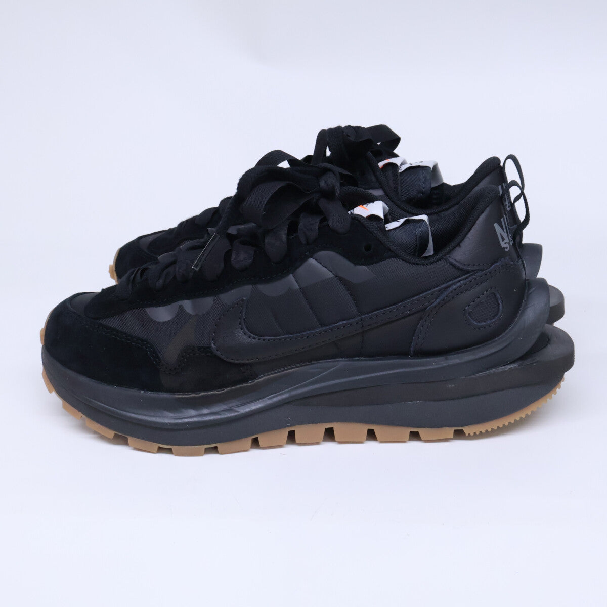 NIKE ナイキ ｘsacai サカイ【新品同様】DD1875-001 VAPORWAFFLE ローカットスニーカー シューズ