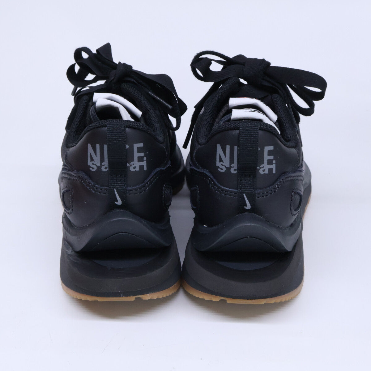 NIKE ナイキ ｘsacai サカイ【新品同様】DD1875-001 VAPORWAFFLE ローカットスニーカー シューズ