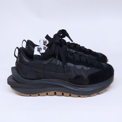 NIKE ナイキ ｘsacai サカイ【新品同様】DD1875-001 VAPORWAFFLE ローカットスニーカー シューズ