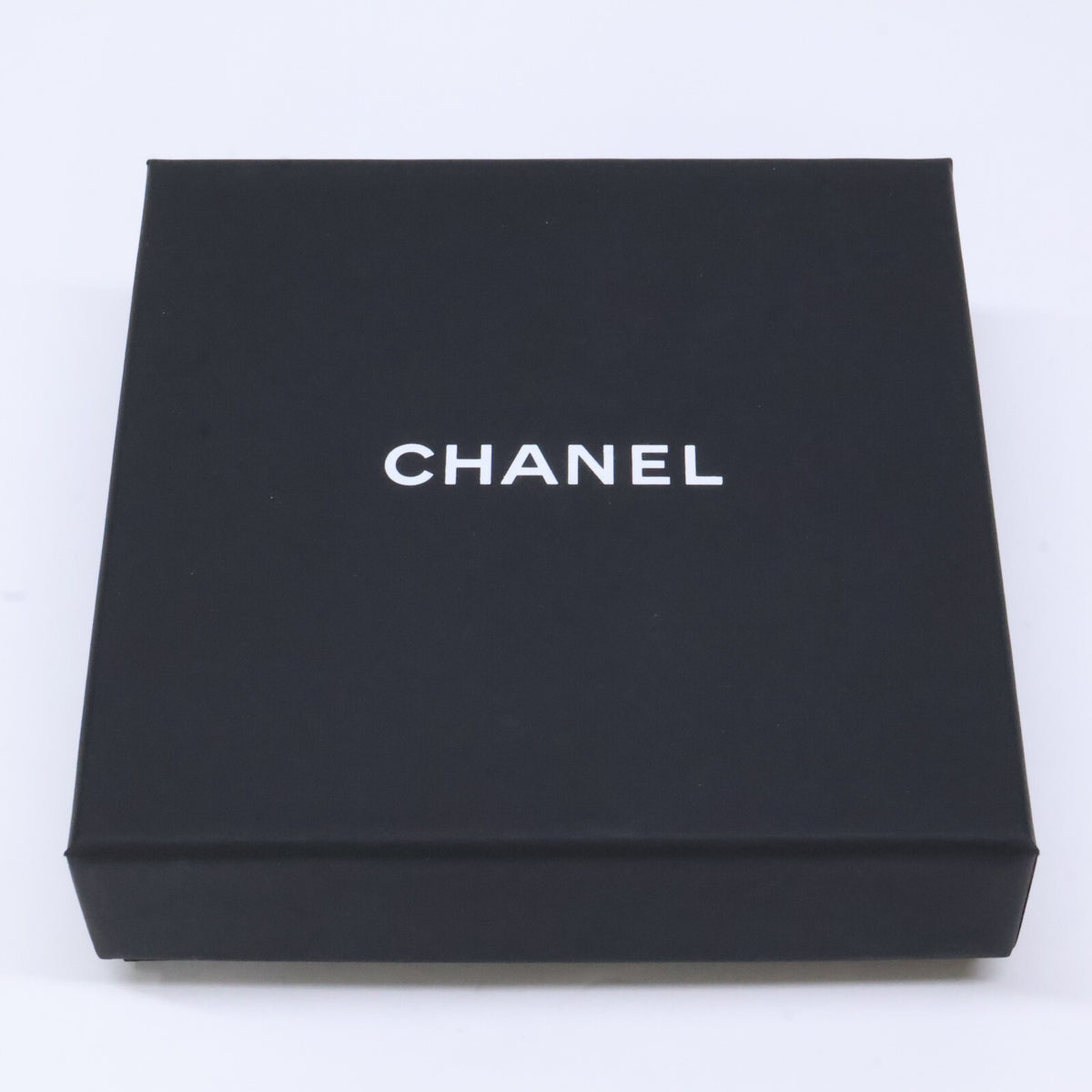 CHANEL シャネル 新品同様 B23C ABA121 GP/レザー/レジン ココマーク マトラッセチェーンバッグモチーフ バッグチャーム/ キーホルダー