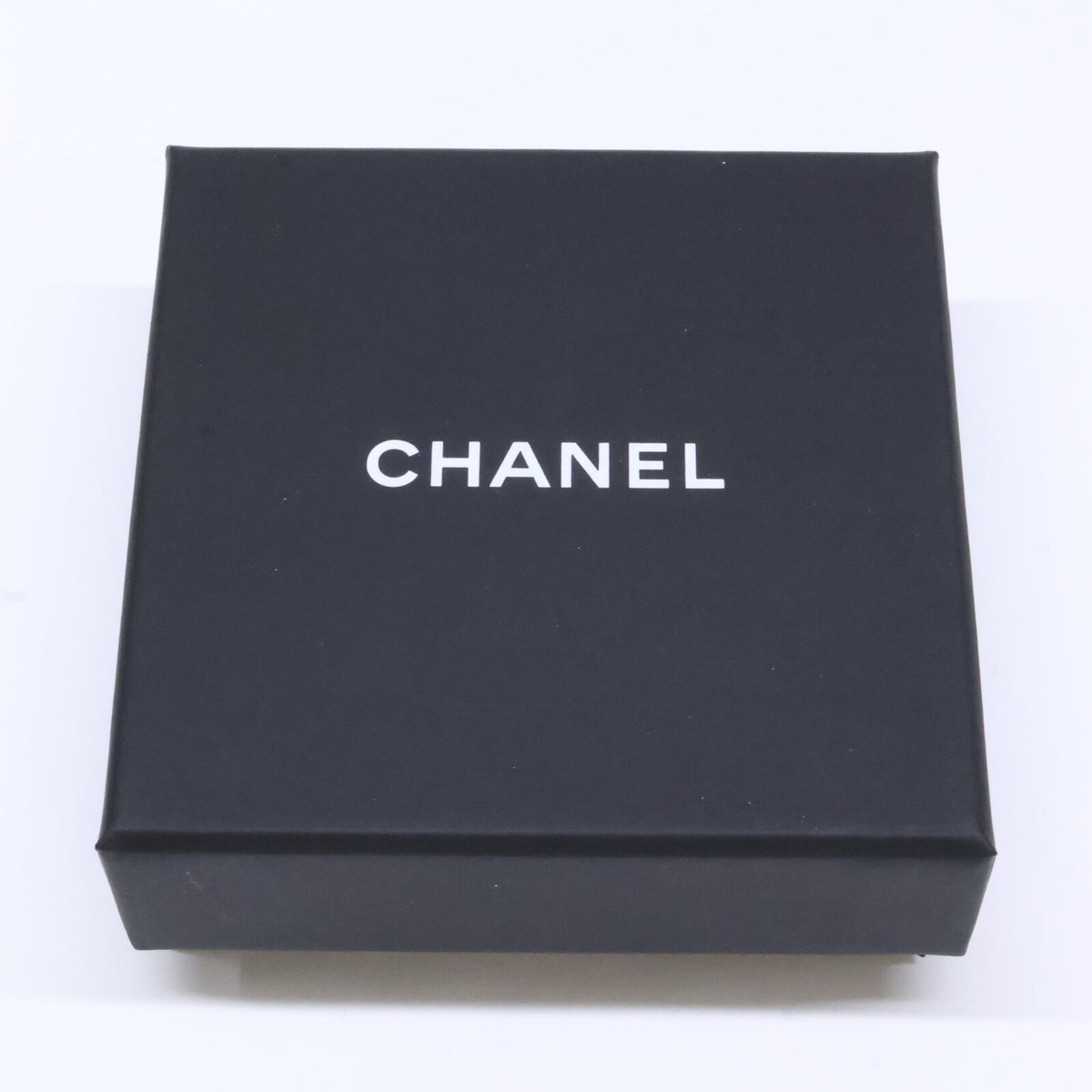 CHANEL シャネル 美品 B23C AB9851 ココマーク マトラッセバッグモチーフ フープラペルピン ブローチ