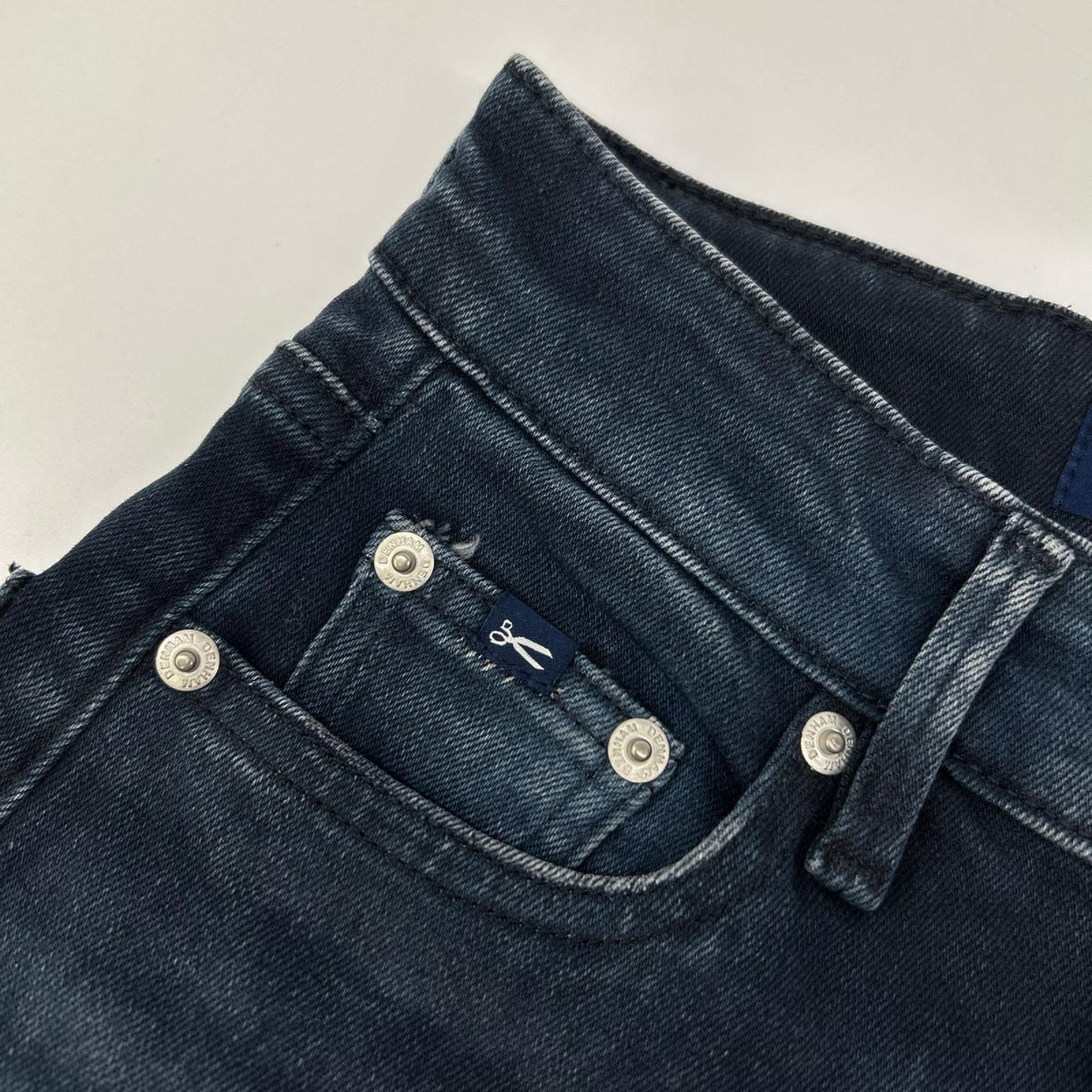 DENHAM デンハム 24年製 ダークインディゴ MIKU WIDE FIT ワイドストレートデニムパンツ ボトムス