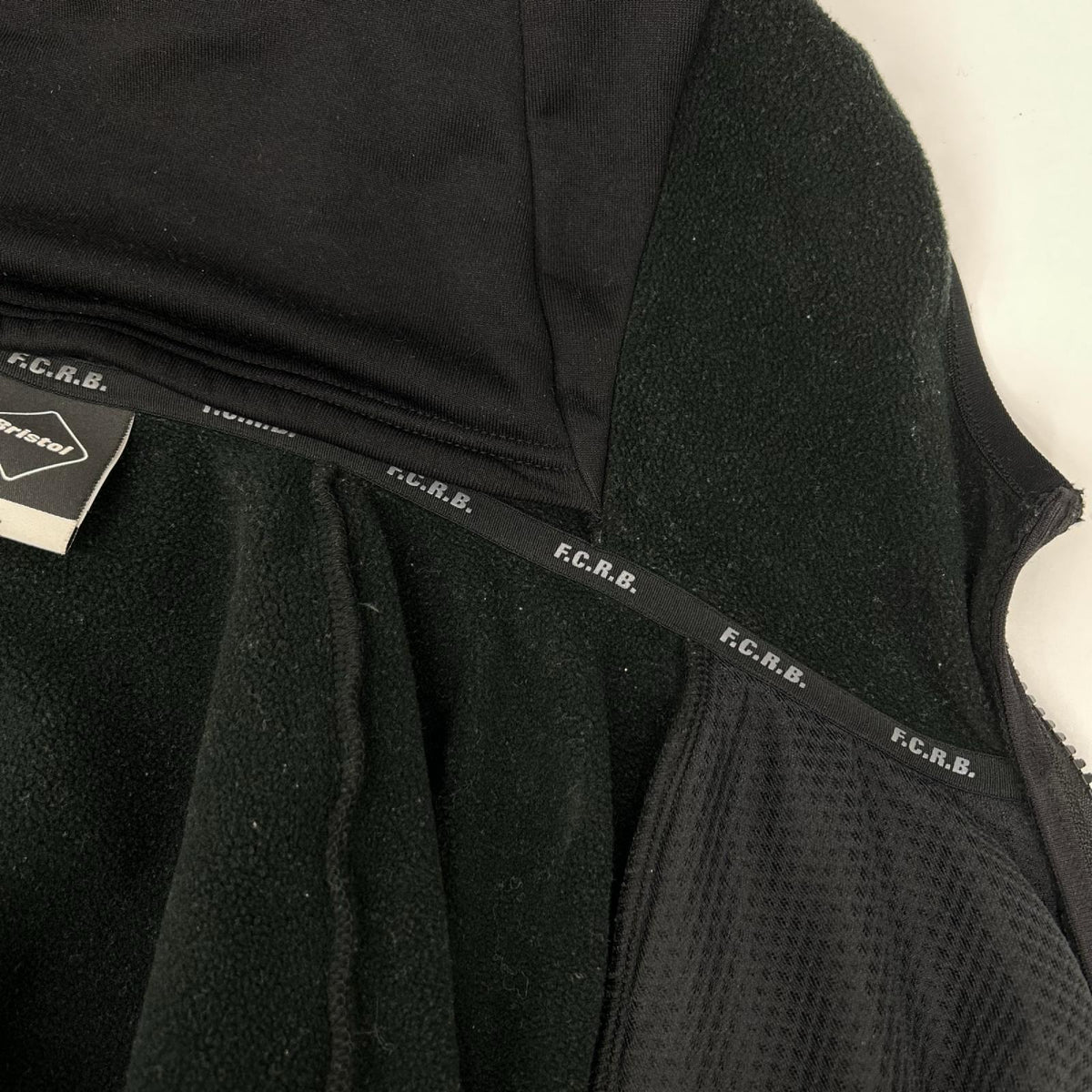 F.C.Real Bristol エフシーリアルブリストル FCRB-222052 22AW ブラック POLARTEC FLEECE POWER STRETCH ZIP UP GAITER HOODIE フーデッドジャケット ジャケット
