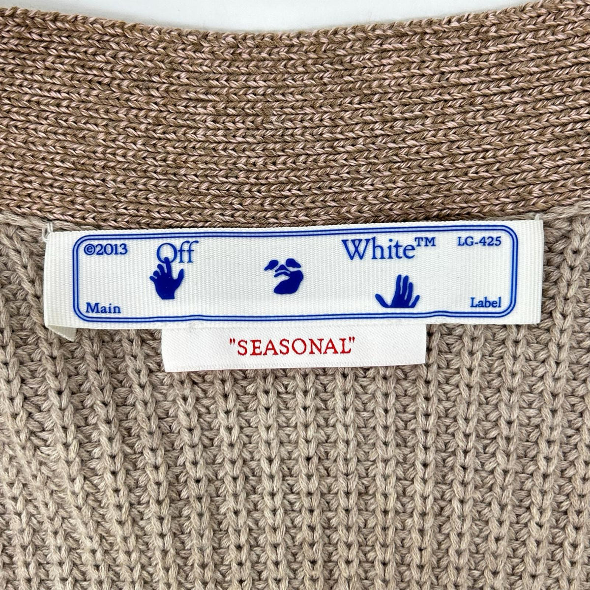 OFF-WHITE オフホワイト ピンク×ベージュ サイドスリットニットカーディガン トップス