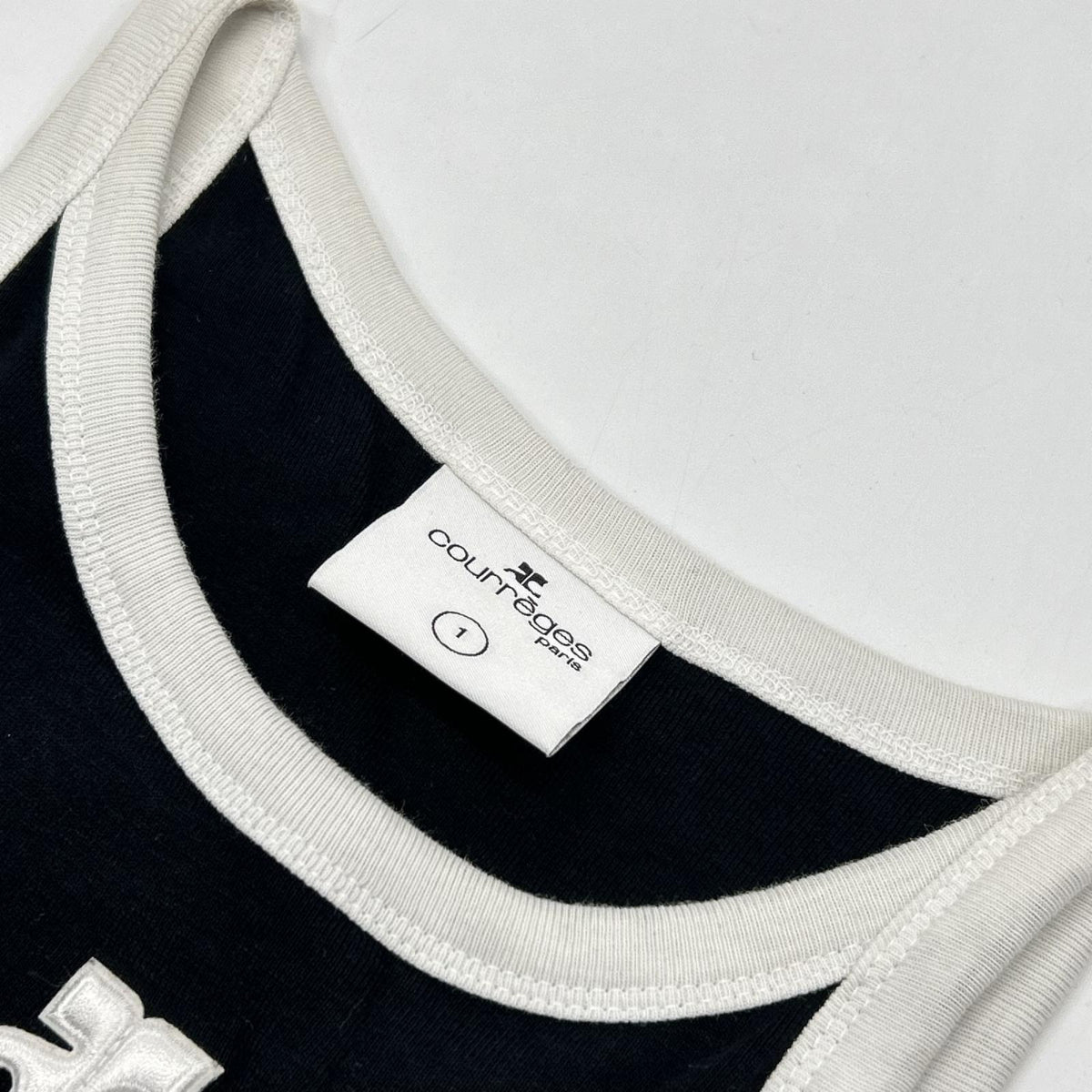 COURREGES クレージュ ブラック ロゴ刺繍 ノースリーブトップス トップス
