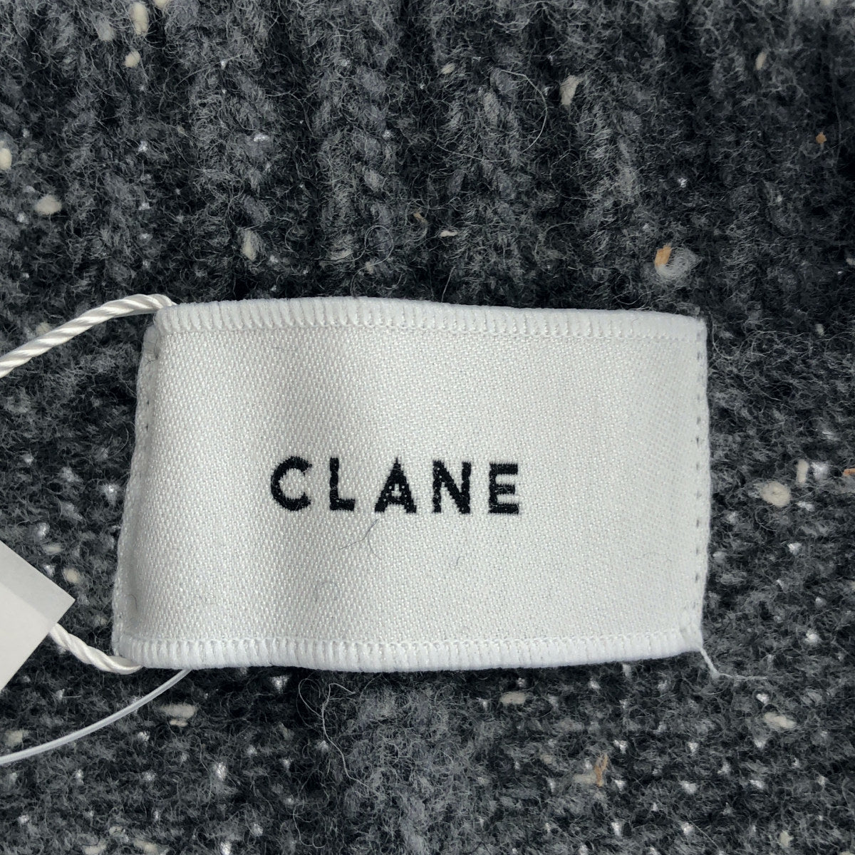 CLANE クラネ 15106-2112 グレー OVER V NECK KNIT TOPS トップス