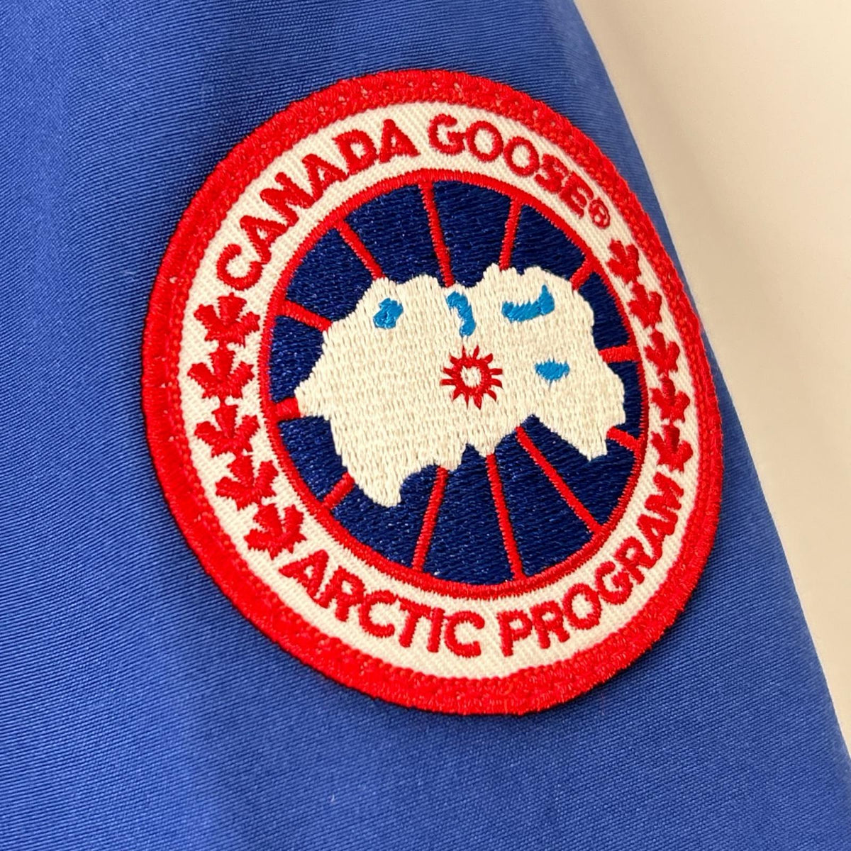 CANADA GOOSE カナダグース ユナイテッドアローズ別注 2072JM YORKTON/ヨークトン ブルー コットン混 コヨーテファー フーデッドダウンジャケット ジャケット