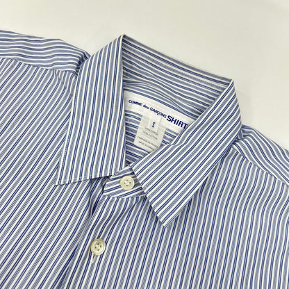 COMMEdesGARCONS SHIRT コムデギャルソンシャツ フランス製 CDGS7ST ライトブルー FOREVER S/S STRIPE SHIRT トップス