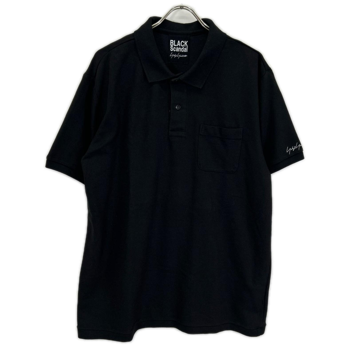 BLACK Scandal Yohji Yamamoto ブラックスキャンダルヨウジヤマモト HZ-T36-083 ブラック 鹿の子 スリーブロゴ刺繍半袖ポロシャツ トップス