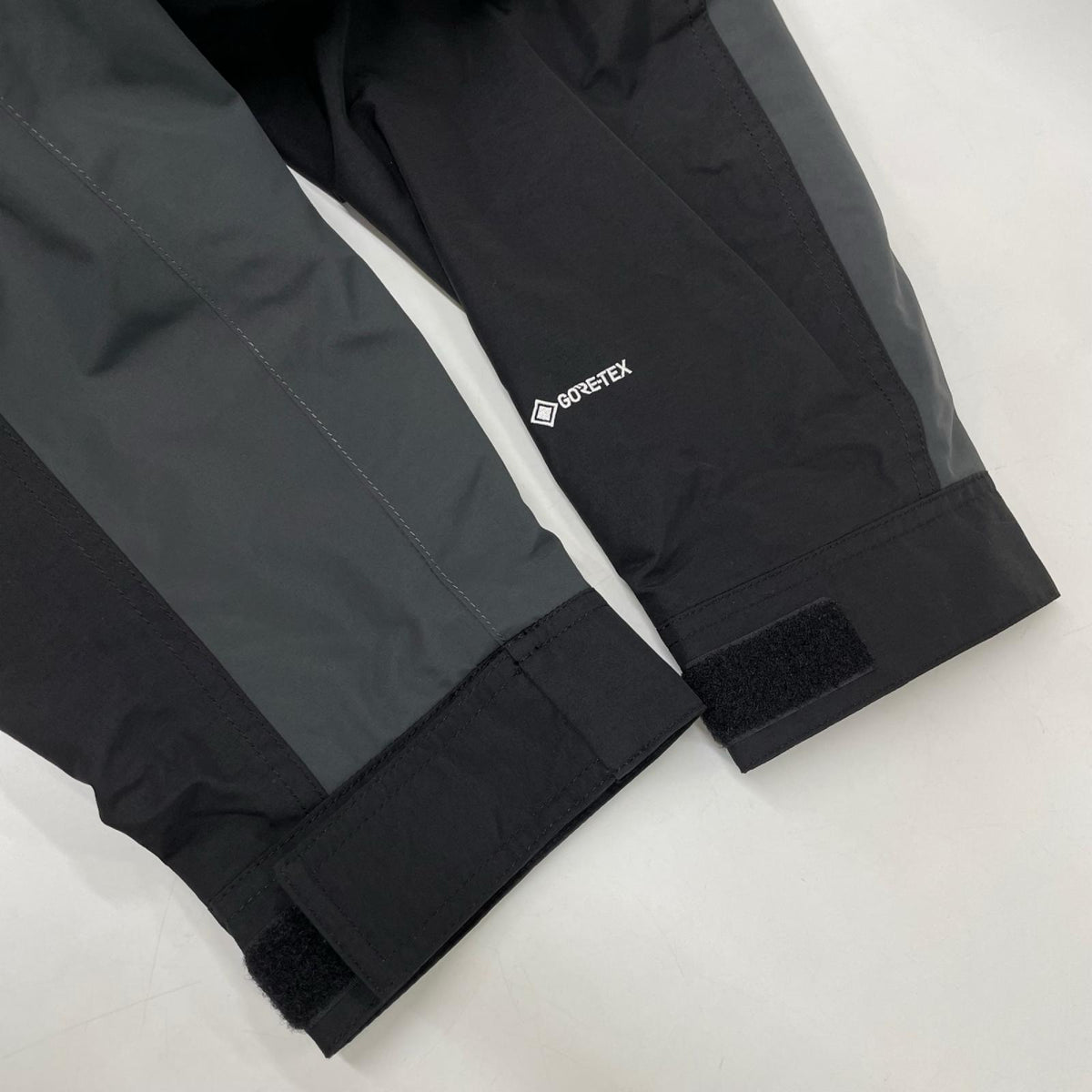 THE NORTH FACE ノースフェイス NP62550 チャコール Mountain Light Jacket マウンテンライトジャケット ジャケット