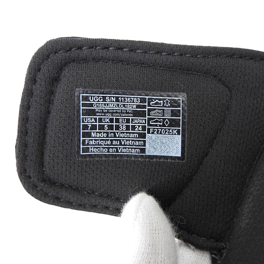 UGG アグ 美品 スエード GOLDENSTAR ゴールデンスター ストラップ プラットフォーム サンダル レディース ブラック 24cm 1136783 シューズ