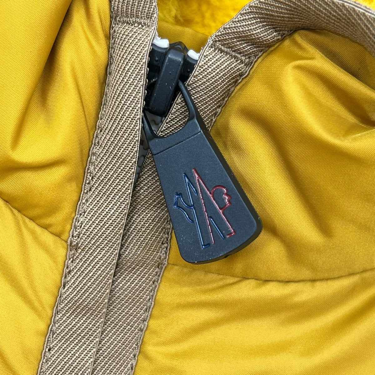MONCLER モンクレール 【GRENOBLE】24AW イエロー マウンテンモチーフロゴ ポーラーテック フリースベスト/ジレ ベスト