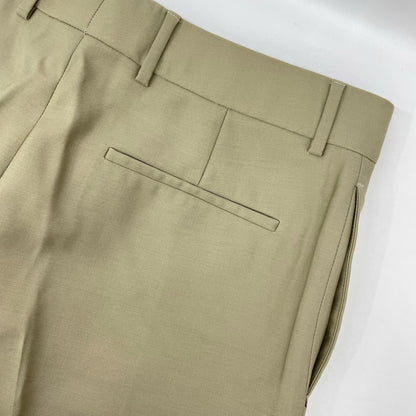 LOUIS VUITTON ルイヴィトン RM241 FZC HQP63W 24SS グリーン センタープレスショートパンツ ボトムス