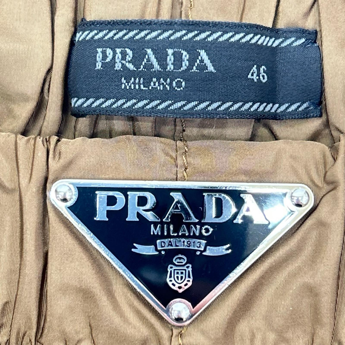 PRADA プラダ UB372 24年 ブラウン Re-Nylon/リナイロン 三角ロゴプレート スイムショーツ ショートパンツ ボトムス