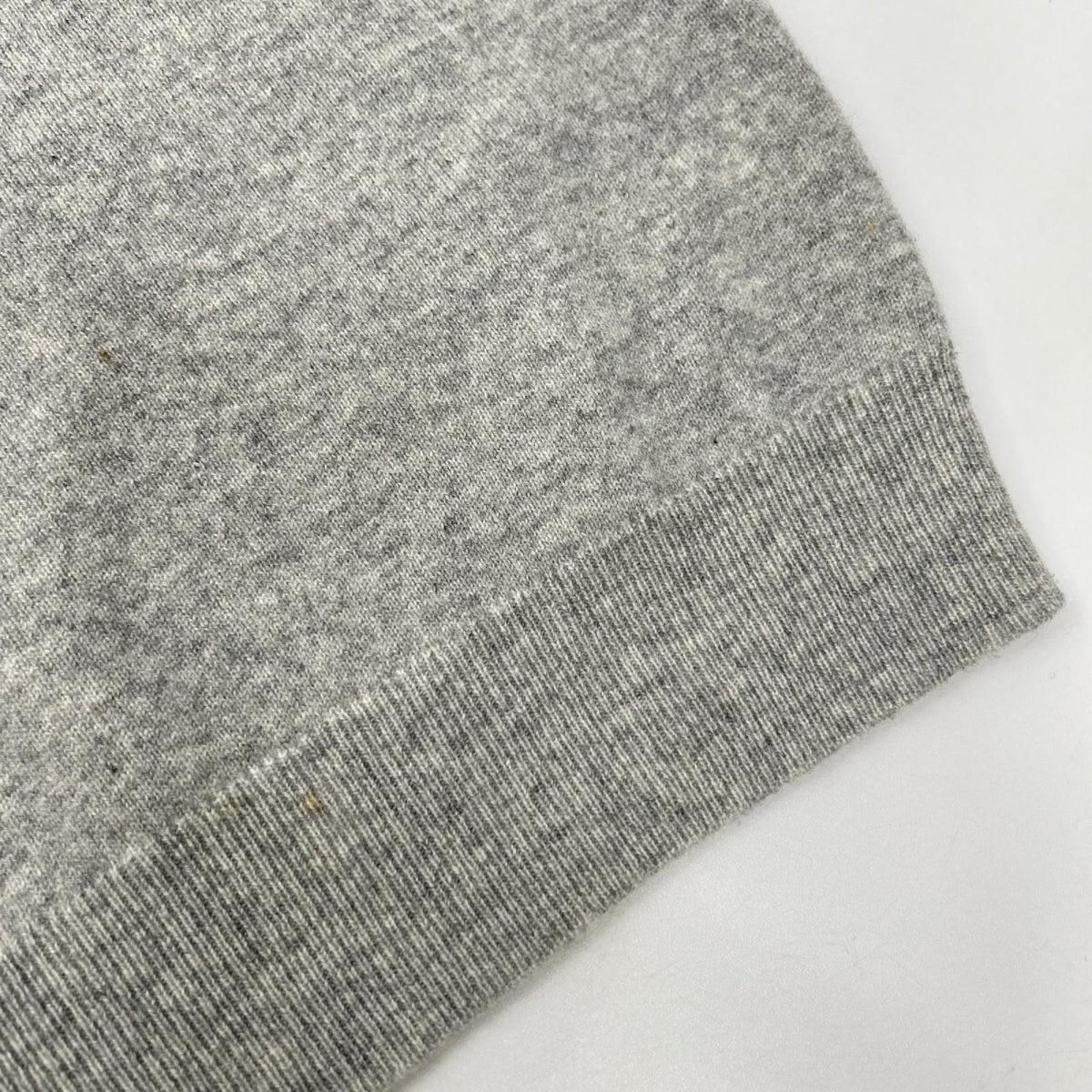 BRUNELLO CUCINELLI ブルネロクチネリ 01886120540 グレー カシミヤ100 クルーネック ニットプルオーバー トップス