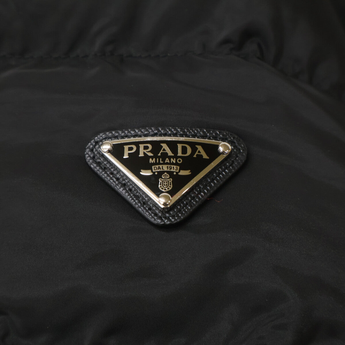 PRADA プラダ 【美品/国内正規】29Y510 R202 トライアングルロゴプレート シープファーカラー付ダウンジャケット ジャケット
