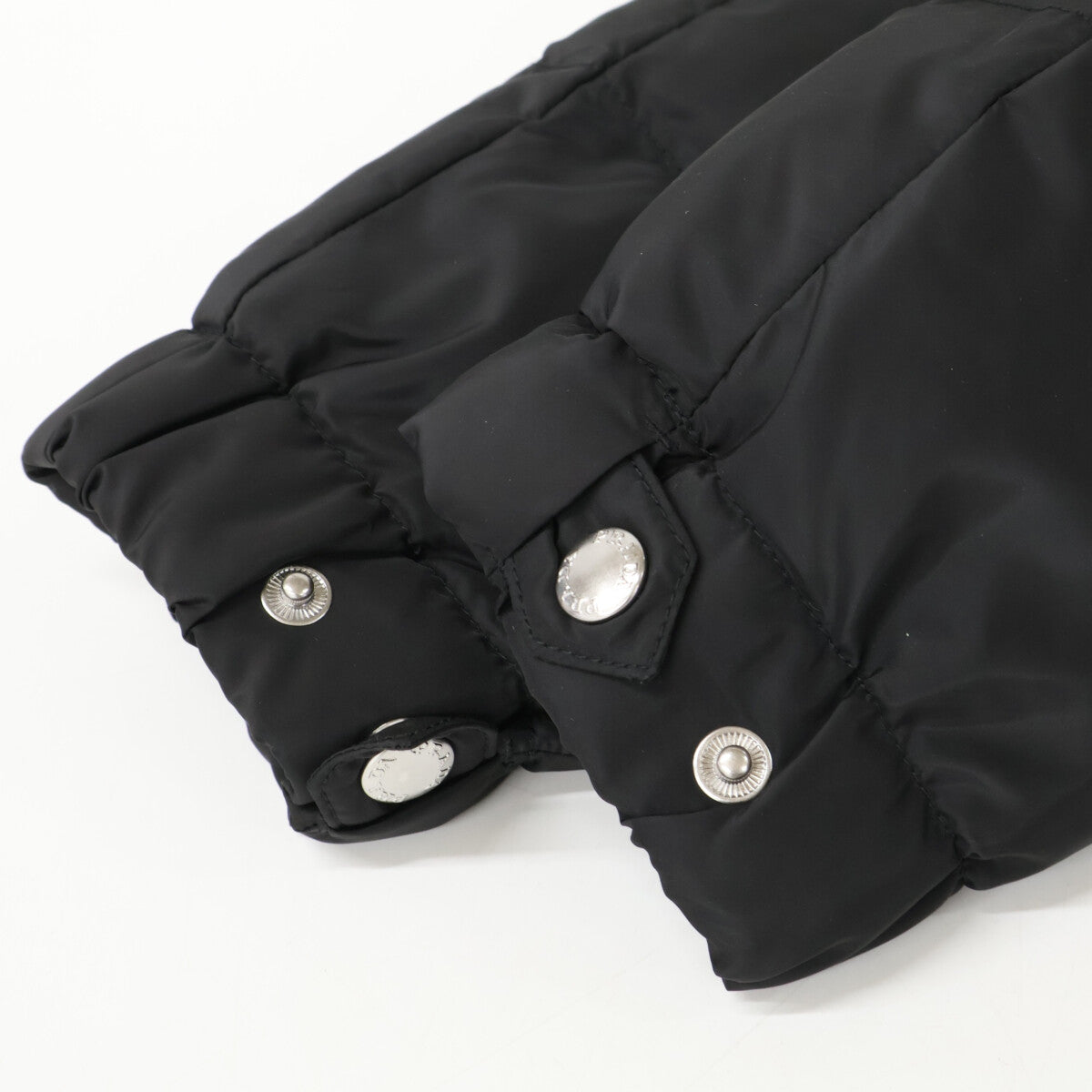 PRADA プラダ 【美品/国内正規】29Y510 R202 トライアングルロゴプレート シープファーカラー付ダウンジャケット ジャケット
