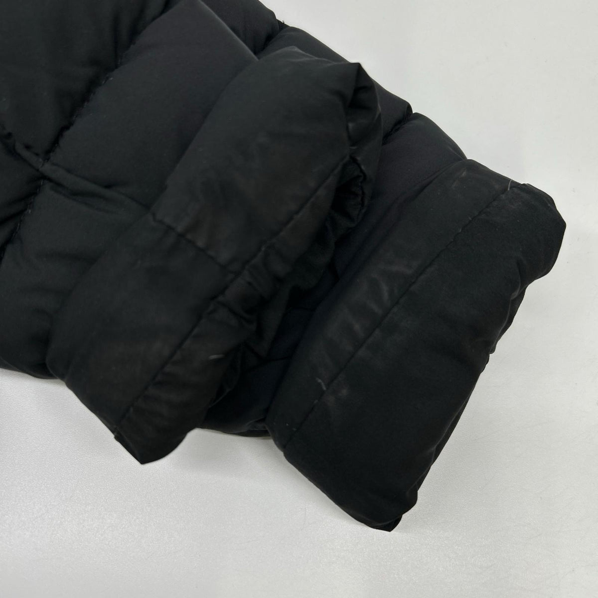 PYRENEX ピレネックス HWQ030P0009 ブラック SPOUTNIC2 SOFT ダウンジャケット ジャケット
