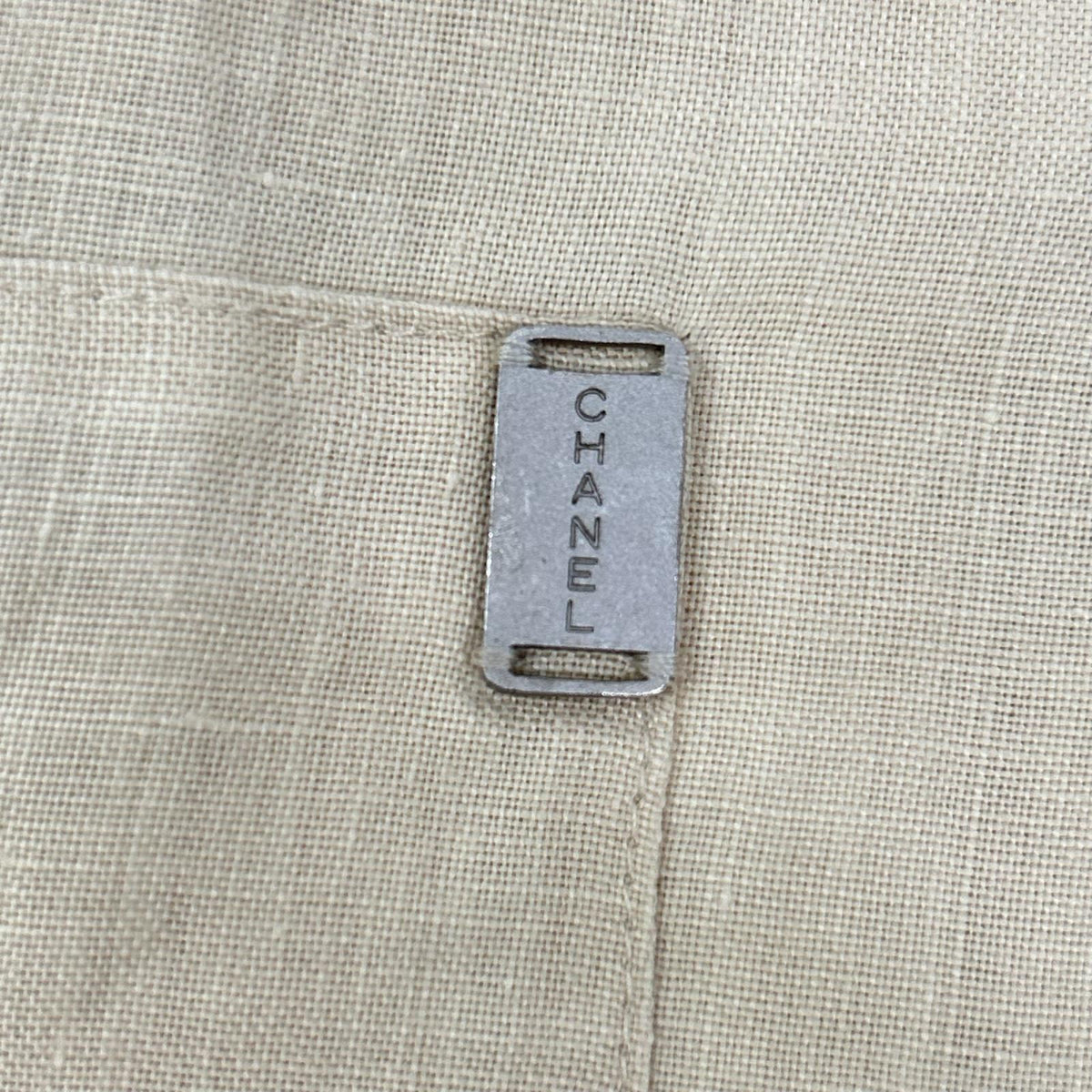 CHANEL シャネル P13591V07729 99SS ベージュ リネン100 ロゴプレート Aラインフレアスカート スカート