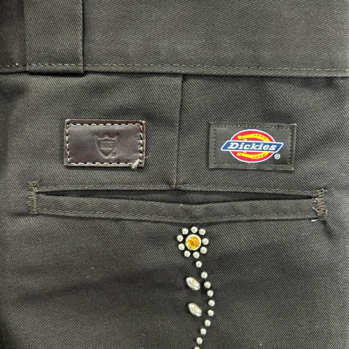 Dickies ディッキーズ 【×HTC】ブラウン 874 ウォレットチェーンスタッズ カスタムパンツ ボトムス