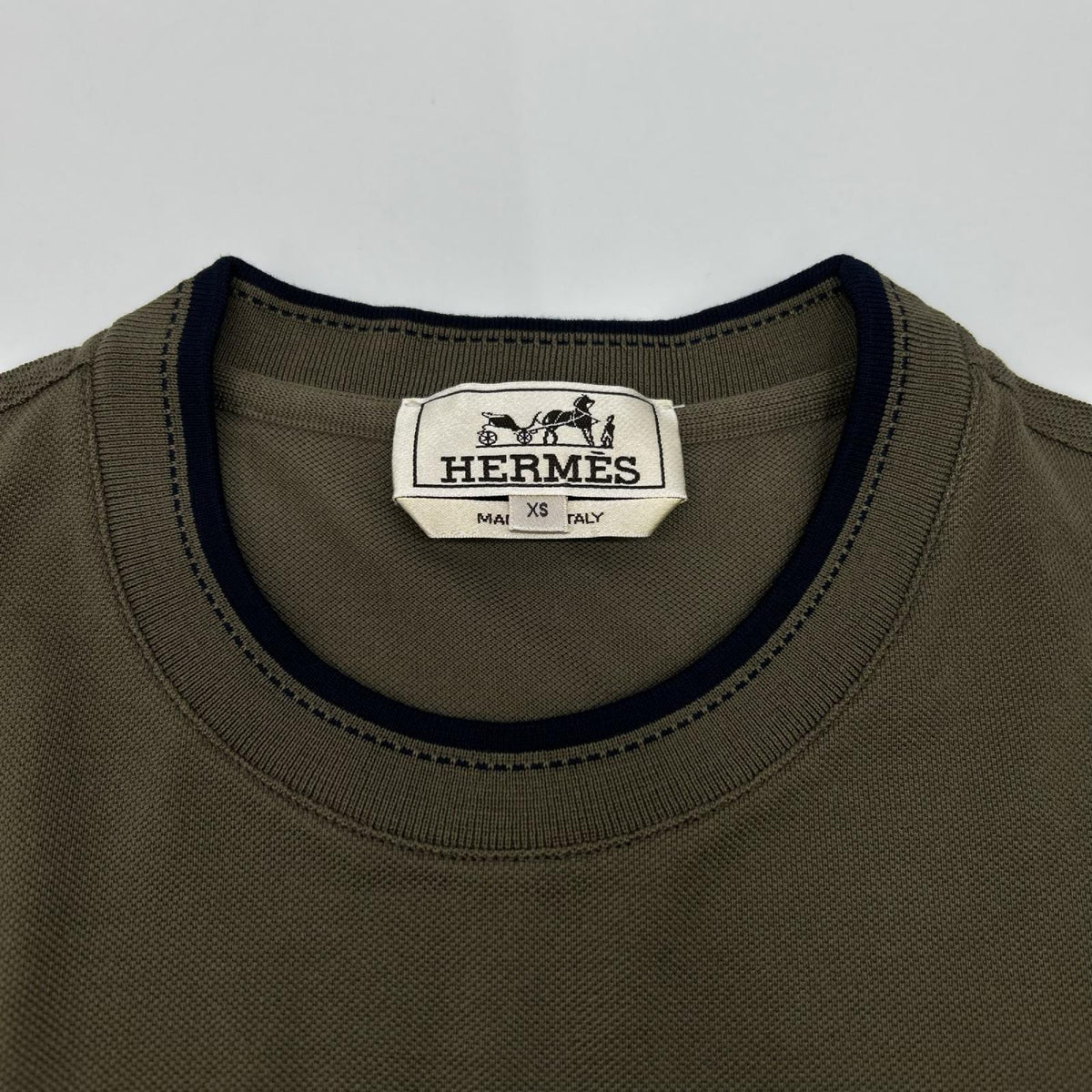 HERMES エルメス H667830HA トゥルブ/カーキ コットン ラウンドネック H刺繍 サドルステッチ Tシャツ トップス