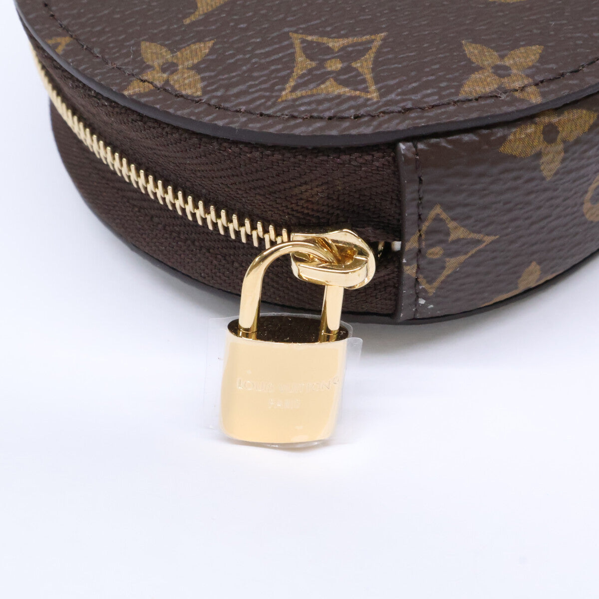 LOUIS VUITTON ルイヴィトン 【新品同様】LBC002 アイシャドウ モノグラム・キャンバス ポーチ