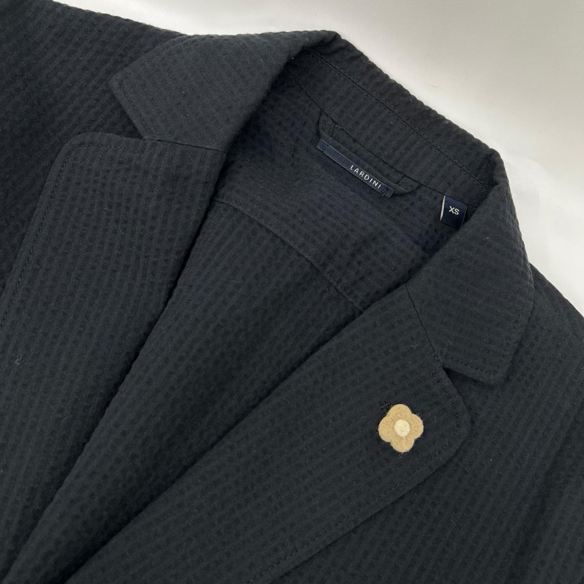 LARDINI ラルディーニ JK.1303 ブラック JVAMAJ コットン ブートニエール テーラードジャケット ジャケット
