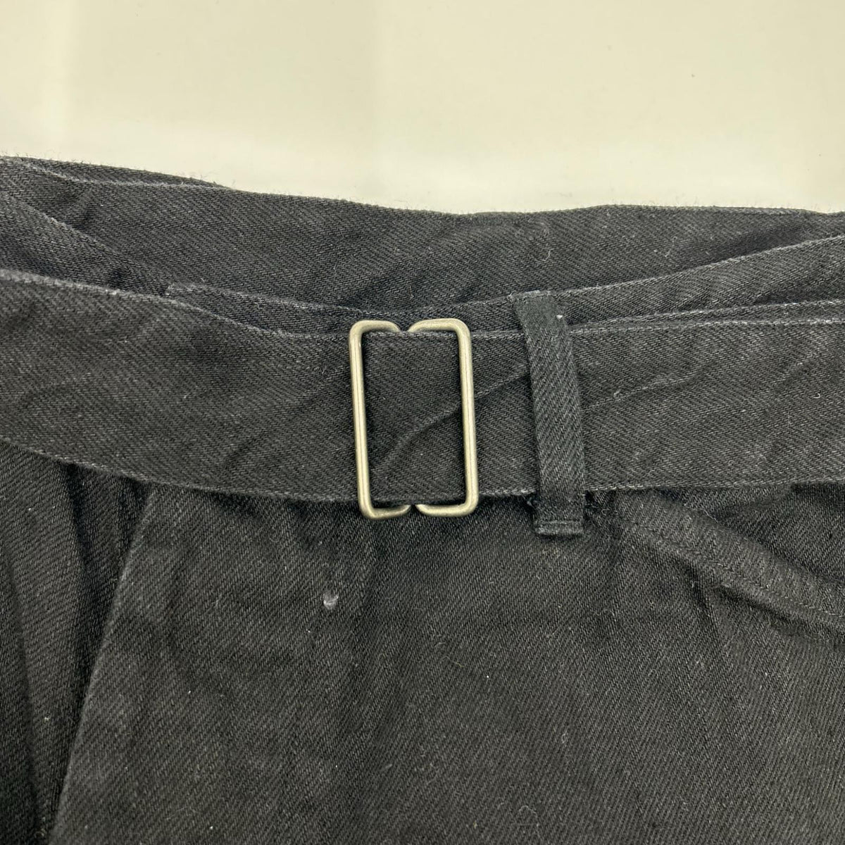 COMOLI コモリ 25SS B01-03001 ブラック デニム ベルテッドパンツ ボトムス