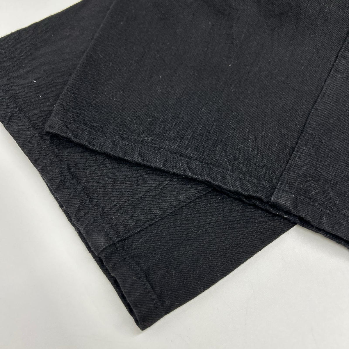 COMOLI コモリ 25SS B01-03001 ブラック デニム ベルテッドパンツ ボトムス