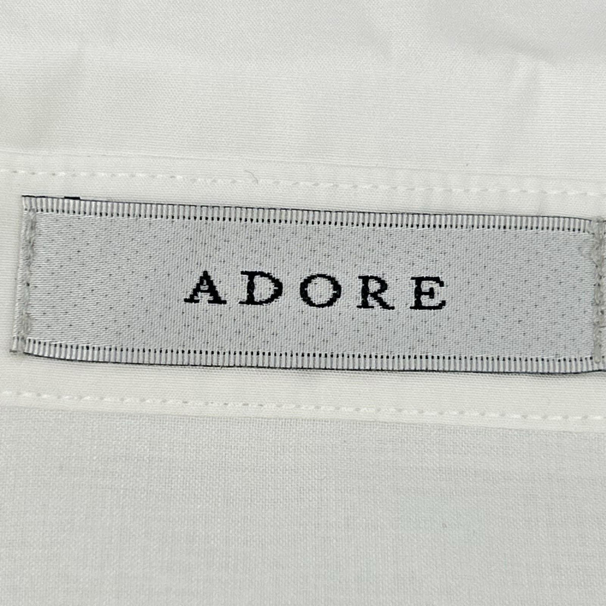 ADORE アドーア 531-6210817 26AW ホワイト クリアコンパクトブラウス トップス