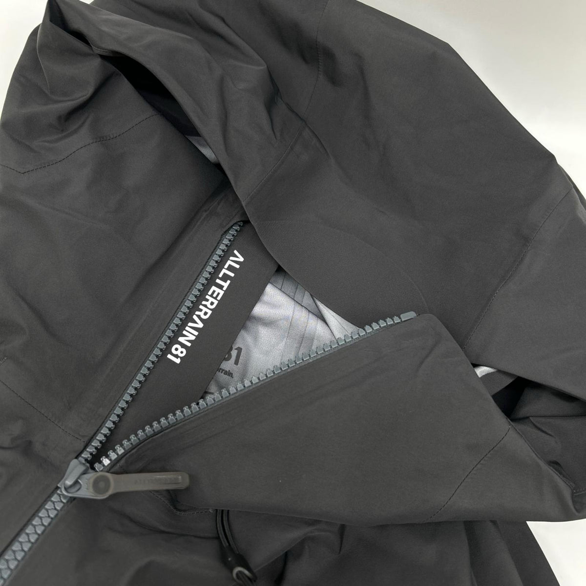 DESCENTE デサント 【ALLTERRAIN81】24AW D04FWBRLMB ZENCHIKEI グレー ナイロン GORE-TEX シェルジャケット ジャケット