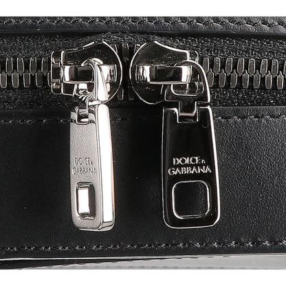 DOLCE&GABBANA ドルチェアンドガッバーナ エンボスロゴ スクエア クロスボディバッグ ショルダーバッグ