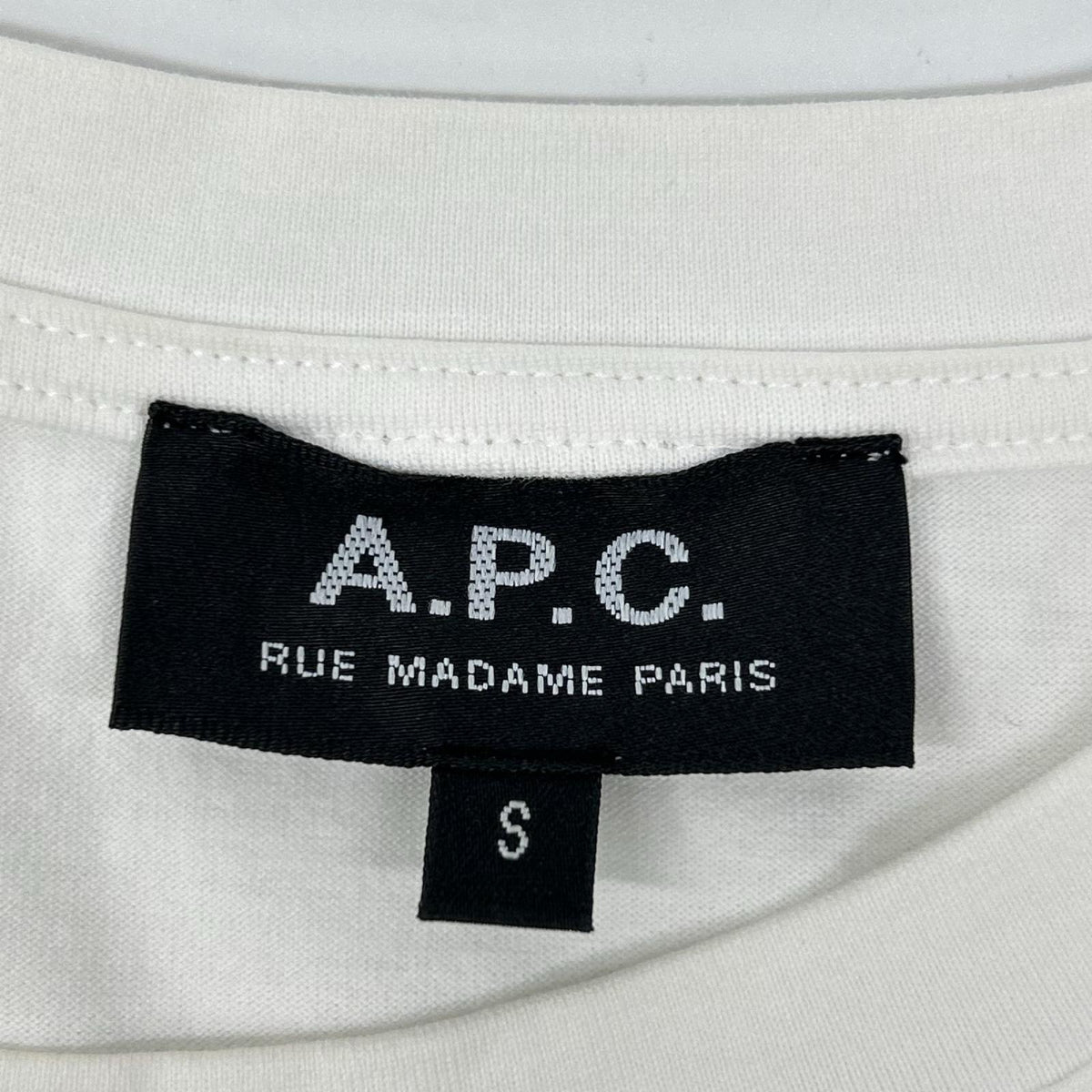 A.P.C. アーペーセー 25082-1-97261 ホワイト 反転ロゴ Tシャツ トップス