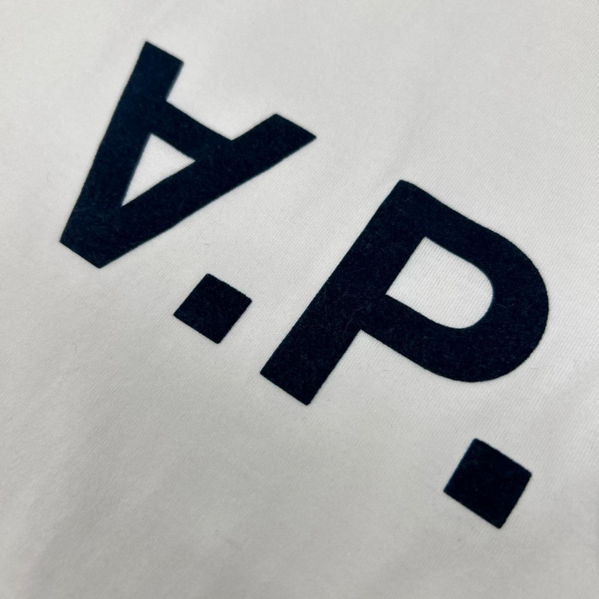 A.P.C. アーペーセー 25082-1-97261 ホワイト 反転ロゴ Tシャツ トップス