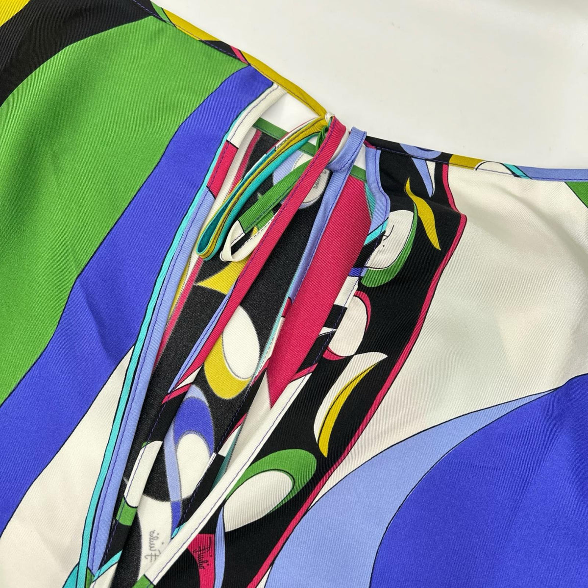 EMILIO PUCCI エミリオプッチ マルチカラー オーバーシルエット バックストラッププルオーバー/チュニック トップス